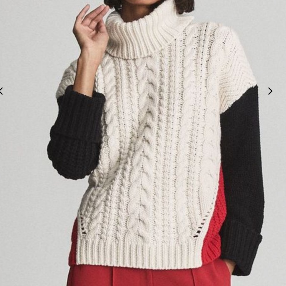 JAN COLOUR BLOCK CABLE KNIT ROLL-NECK SWEATER